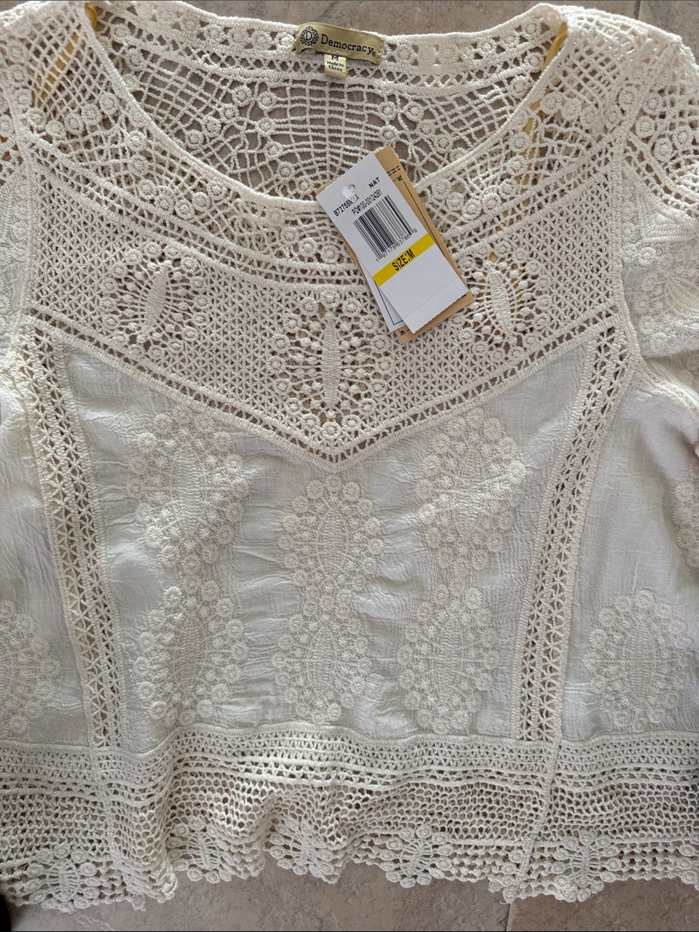 Democracy Medium Women’s Boho Crochet Lace Short-Sleeve Top - Cream